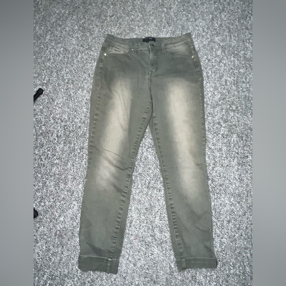 Nine west size 6 Women's Olive ankle  Jeans
